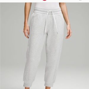 Lululemon Scuba Cropped Joggers